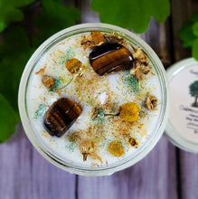 Load image into Gallery viewer, Oak King Candle – Wheel of the Year Candle for Renewal, Growth & the Light Half of the Year
