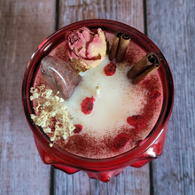 Load image into Gallery viewer, Cinnamon Sticks Red Skull Candle