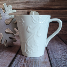 Load image into Gallery viewer, Winter Woods Tea Cup Candle