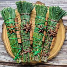 Load image into Gallery viewer, Fresh Scotch Pine Bundle with Cinnamon and Star Anise