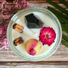 Load image into Gallery viewer, Cinnamon Sticks Soy Candle in Recycled Glass Jar - 10 oz