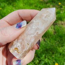Load image into Gallery viewer, Flower Agate Point