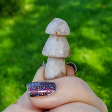 Load image into Gallery viewer, Carved flower agate mushroom