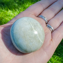 Load image into Gallery viewer, Green Moonstone Palm Stones