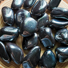 Load image into Gallery viewer, Hematite tumbled stones