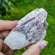 Load image into Gallery viewer, Purple lepidolite mica leaf crystal