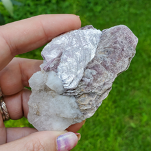 Load image into Gallery viewer, Purple lepidolite mica leaf crystal