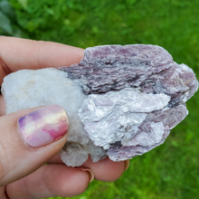 Load image into Gallery viewer, Purple lepidolite mica leaf crystal