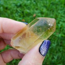 Load image into Gallery viewer, Natural rough citrine point