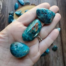 Load image into Gallery viewer, Apatite Tumbled Gemstones