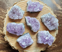 Load image into Gallery viewer, Uruguayan purple amethyst crystal cluster
