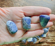 Load image into Gallery viewer, Sodalite Tumbled Gemstones 0.5-1.5 inch