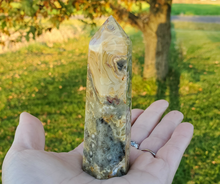 Load image into Gallery viewer, Crazy Lace Agate Point (#2)