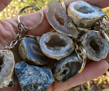 Load image into Gallery viewer, Occo Agate Geode Keychain