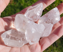 Load image into Gallery viewer, Clear Quartz Crystal Point