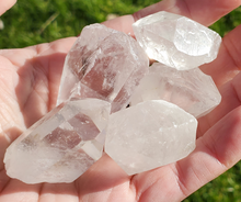 Load image into Gallery viewer, Clear Quartz Crystal Point