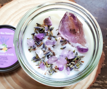 Load image into Gallery viewer, Intention candle, eco friendly soy wax candle with amethyst crystals
