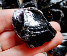 Load image into Gallery viewer, Rough Black Obsidian gemstones