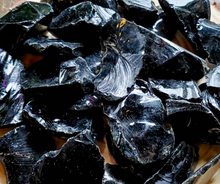 Load image into Gallery viewer, Rough Black Obsidian gemstones