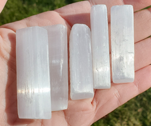 Load image into Gallery viewer, Small Selenite Stick - 2-2.5 inches