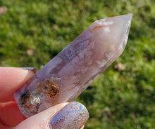 Load image into Gallery viewer, Flower Agate Point - Small