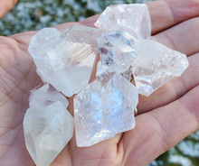 Load image into Gallery viewer, Apophyllite Crystal Tips