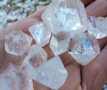 Load image into Gallery viewer, Apophyllite Crystal Tips