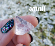 Load image into Gallery viewer, Apophyllite Crystal Tips