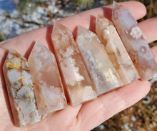 Load image into Gallery viewer, Flower agate gemstone point