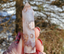 Load image into Gallery viewer, Flower agate gemstone point