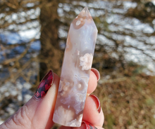 Load image into Gallery viewer, Flower agate gemstone point