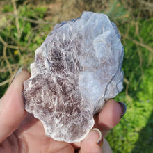 Load image into Gallery viewer, Purple lepidolite mica leaf