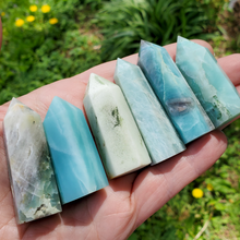 Load image into Gallery viewer, Caribbean Blue Chalcedony Point