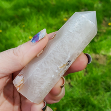 Load image into Gallery viewer, Flower Agate Point