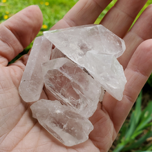 Load image into Gallery viewer, Grade c clear quartz crystal points