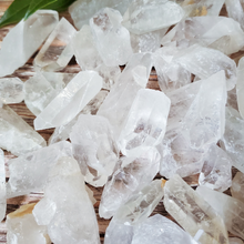 Load image into Gallery viewer, Grade c clear quartz crystal points