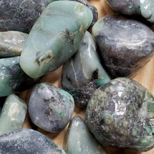 Load image into Gallery viewer, Tumbled Emerald Crystals