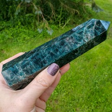 Load image into Gallery viewer, Large green apatite tower