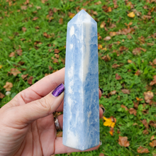 Load image into Gallery viewer, Large Celestite Tower - Celestite Point