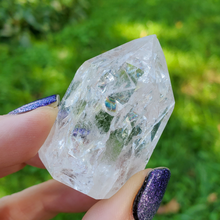 Load image into Gallery viewer, Cracked quartz crystal point