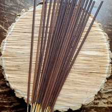Load image into Gallery viewer, Ambered Tobacco Leaf Hand Dipped Incense Sticks - 20 Pack