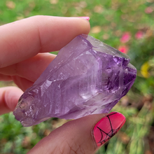 Load image into Gallery viewer, Natural rough Amethyst point