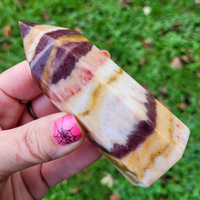 Load image into Gallery viewer, Large dali pork jasper tower