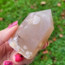 Load image into Gallery viewer, Flower agate gemstone point