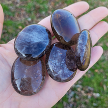 Load image into Gallery viewer, Smoky Quartz Palm Stones