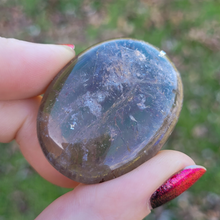 Load image into Gallery viewer, Smoky Quartz Palm Stones - 1.5-2 inch