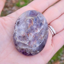 Load image into Gallery viewer, Amethyst Palm Stones