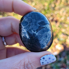Load image into Gallery viewer, Pyrite Palm Stones - 1.5-2 inch