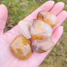Load image into Gallery viewer, Golden healer quartz crystal hearts