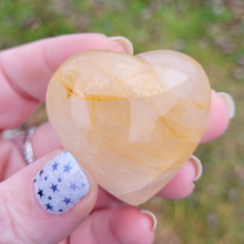 Load image into Gallery viewer, Golden healer quartz gemstones